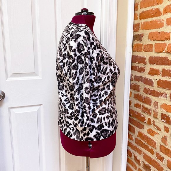 NWOT INC International Concepts Black & White Leopard Sequin Cropped Sweater - Picture 3 of 6